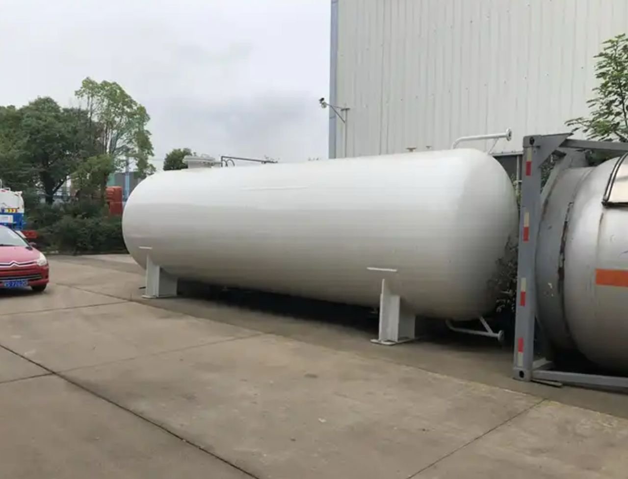 10000 Gallon Propane Tank