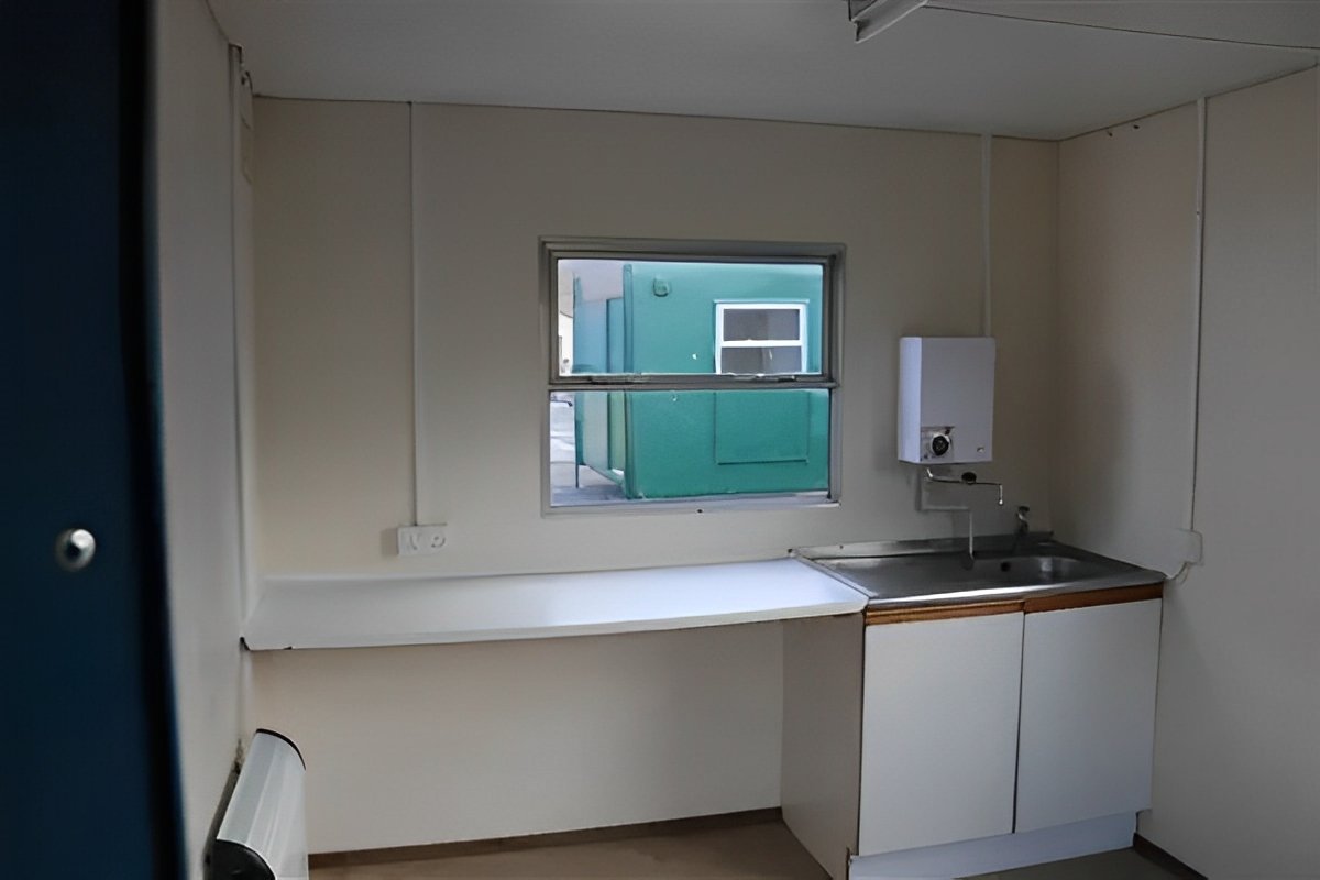 12Ft x 8Ft Steel Anti-Vandal Canteen Cabin - Image 3