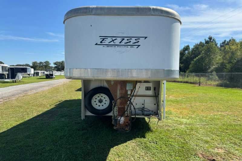 Used 2004 Exiss 7307 3 Horse Trailer with 7' Short Wall - Image 15