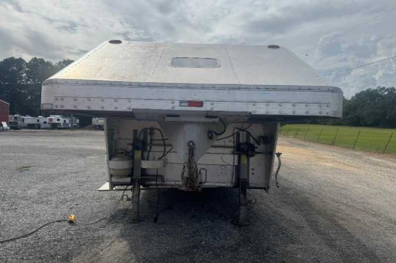 Used 1996 4 Star 8414LQ 4 Horse Trailer with 14' Short Wall - Image 23
