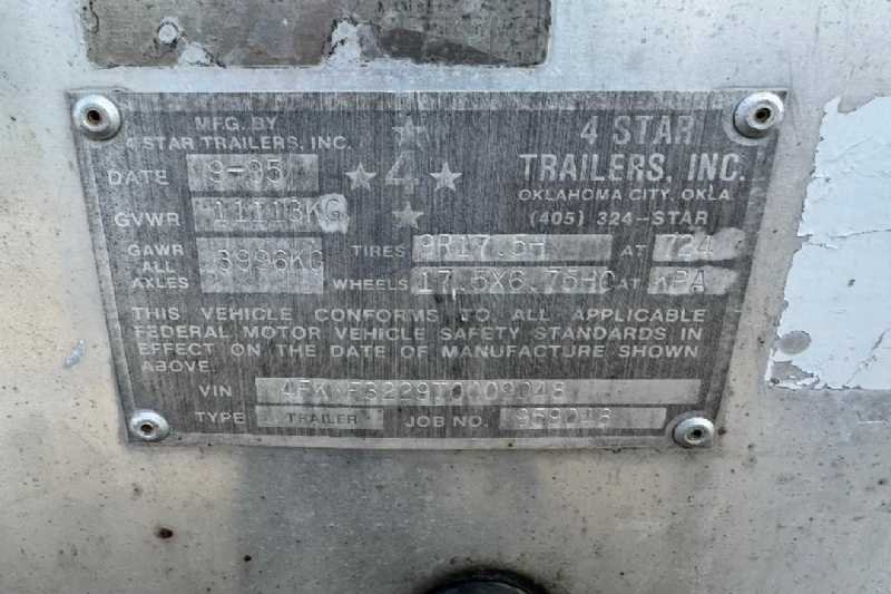 Used 1996 4 Star 8414LQ 4 Horse Trailer with 14' Short Wall - Image 2