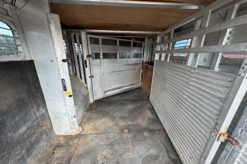 Used 1996 4 Star 8414LQ 4 Horse Trailer with 14' Short Wall - Image 5