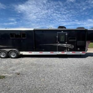 Used 2020 Shadow M-69286S-4SL-GN-E-10'6 LQ 4 Horse Trailer with 11' Short Wall