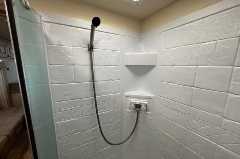 Used 2020 Shadow M-69286S-4SL-GN-E-10'6 LQ 4 Horse Trailer with 11' Short Wall - Image 11