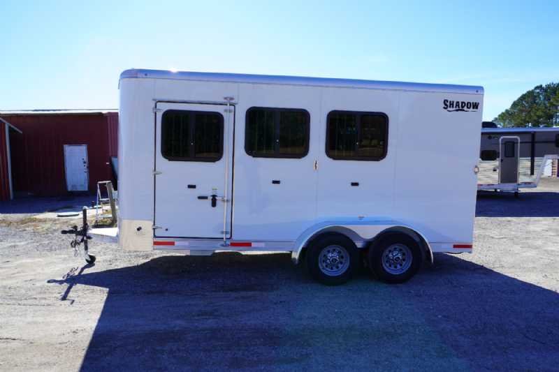 New 2026 Shadow 3HBPDLX 3 Horse Trailer with 2' Short Wall - Image 10