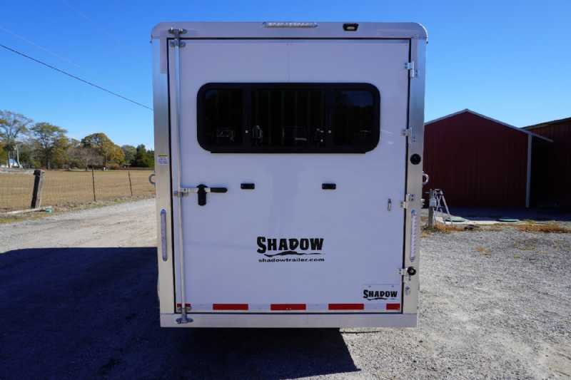 New 2026 Shadow 3HBPDLX 3 Horse Trailer with 2' Short Wall - Image 8