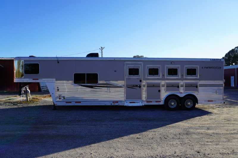Used 2013 Lakota CHARGER 4 Horse Trailer with 13' Short Wall 4 Horse Trailer with 11' Short Wall - Image 26
