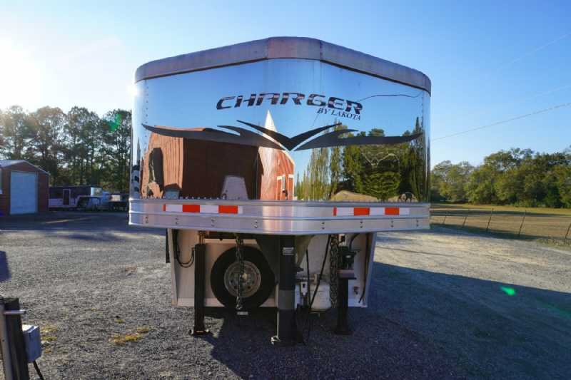 Used 2013 Lakota CHARGER 4 Horse Trailer with 13' Short Wall 4 Horse Trailer with 11' Short Wall - Image 28