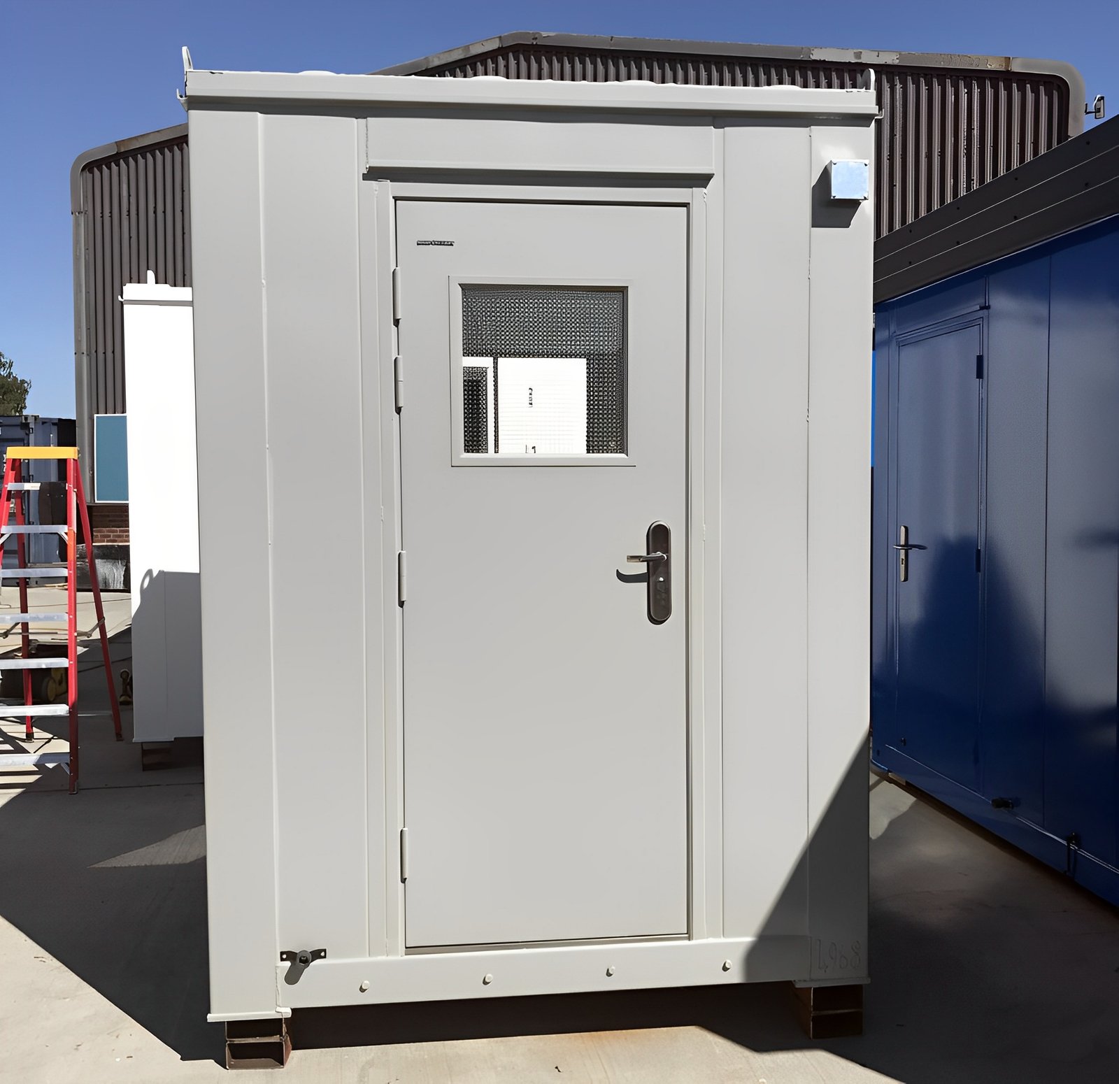 6Ft x 6Ft Single Guard Hut - Image 4