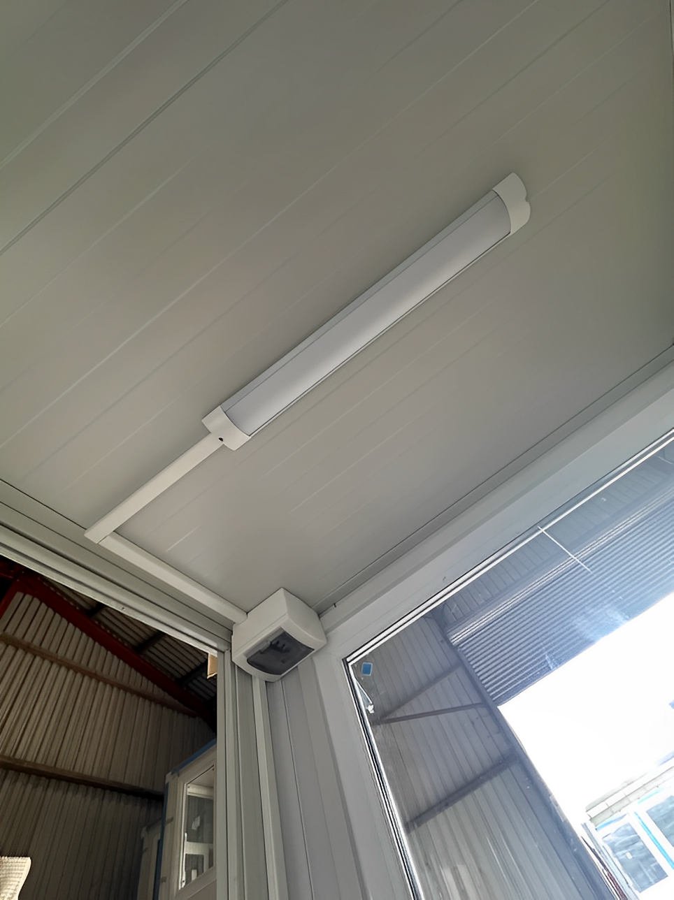 Single Guard Hut - Image 3