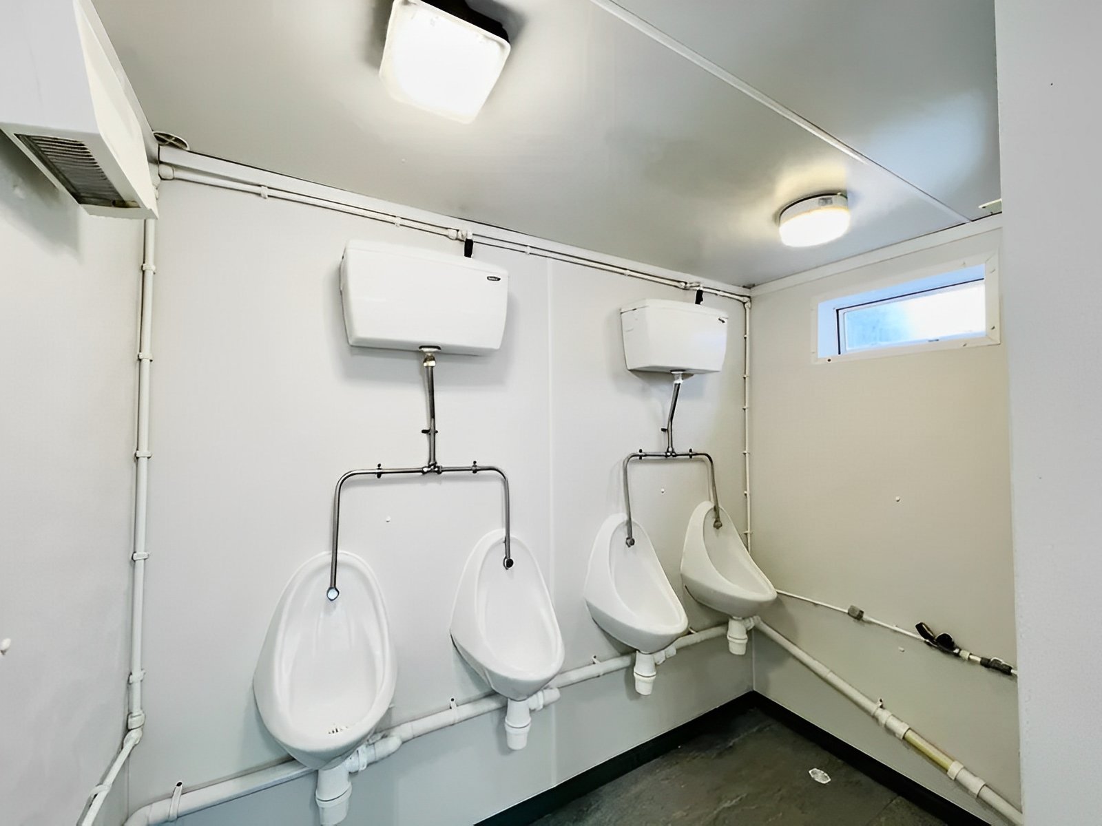 Toilet Block + Shower 24 x 9 Ft | 4 + 1 Toilet | Separate Shower Room - Image 8